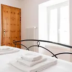 Apartamento Roma 87 *