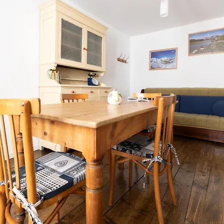 Roma 87 Apartamento Bormio